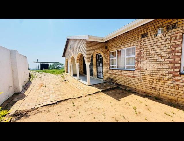 4 BEDROOM HOUSE FOR SALE IN NTUZUMA E